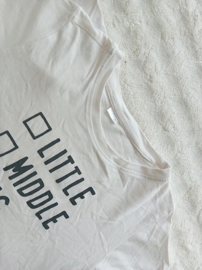 Lot 2 Tshirt unisexe 5/6ans 🤍🖤 - photo numéro 3