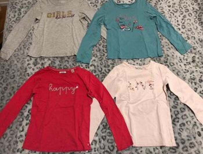Lot de 4 tee-shirts à manches longues - taille 10 Ans