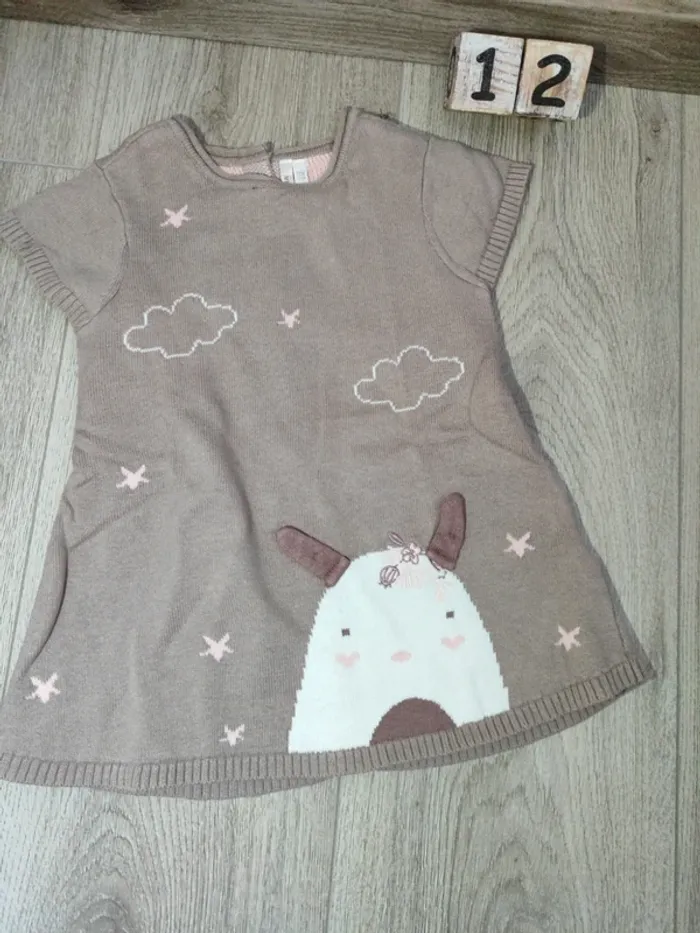 Robe manches courtes. 12 mois - photo numéro 2