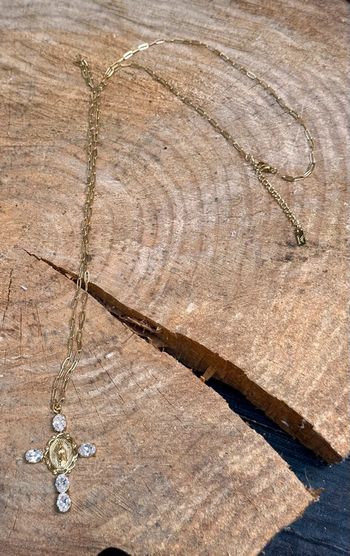 Long sautoir maille large réglable croix vierge marie cristaux