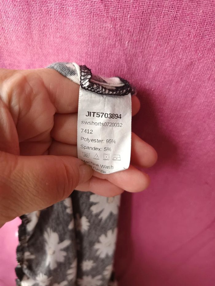 Short taille élastique avec cordon de serrage taille 52 de chez Shein - photo numéro 5
