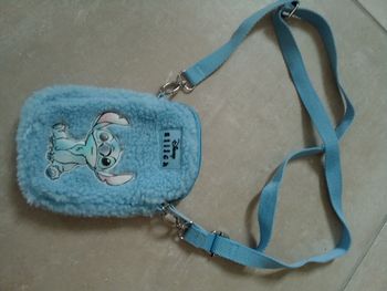 Sac bandouilière Disney Stitch en peluche