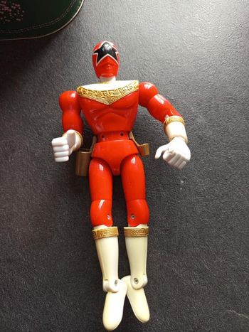Figurine - Power Rangers - Rouge
