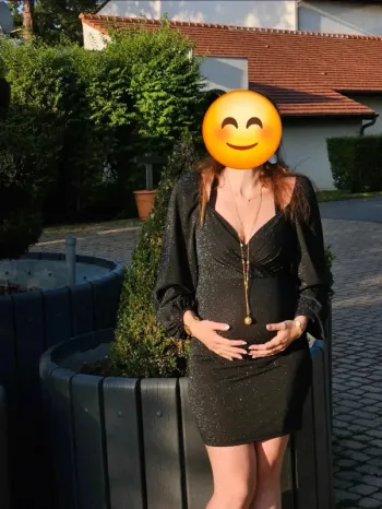 Très très belle robe de grossesse pailleté manches bouffantes taille M 38