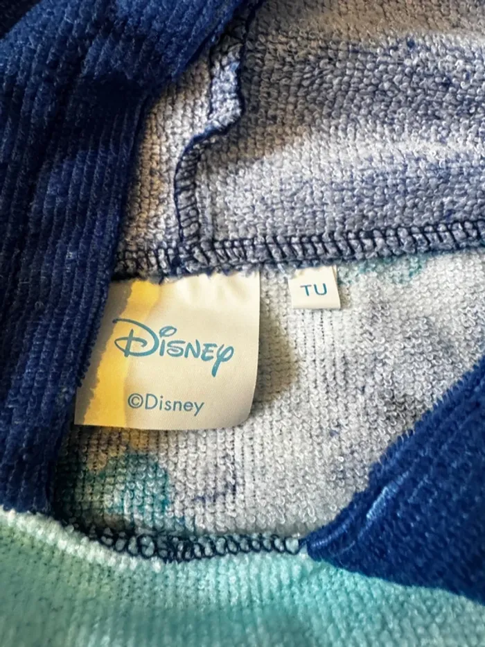 Cape de bain à capuche - Disney / Reine des neiges / Elsa - Neuf sans étiquette - photo numéro 2