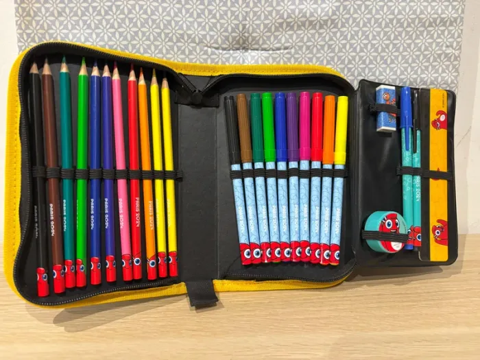 Trousse Garnie 26 Pièces "La Phryge Olympique" JO Paris 2024 - photo numéro 3