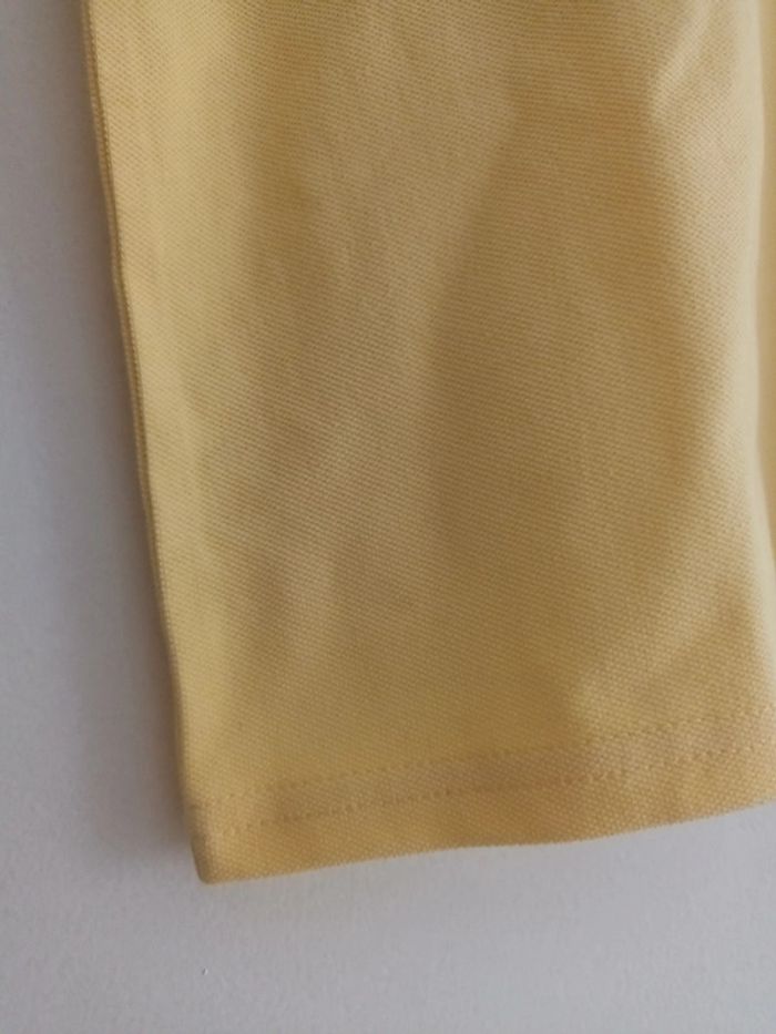 Polo 100 % coton bio jaune banane 10 ans neuf avec étiquette 🏷 - photo numéro 2