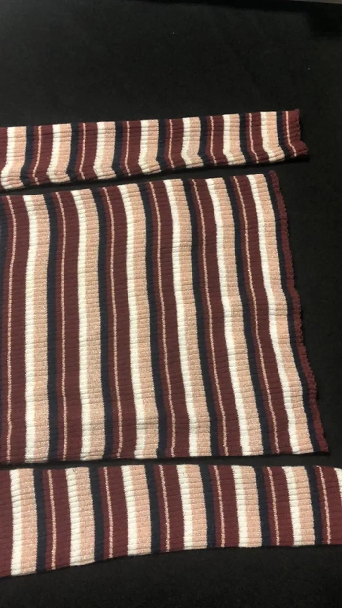 Sous pull 12 ans - photo numéro 3