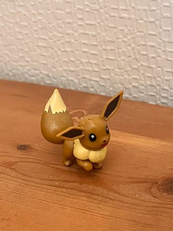 Figurine evoli