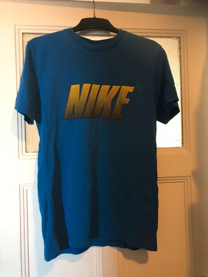 T-shirt Nike homme taille M - photo numéro 2