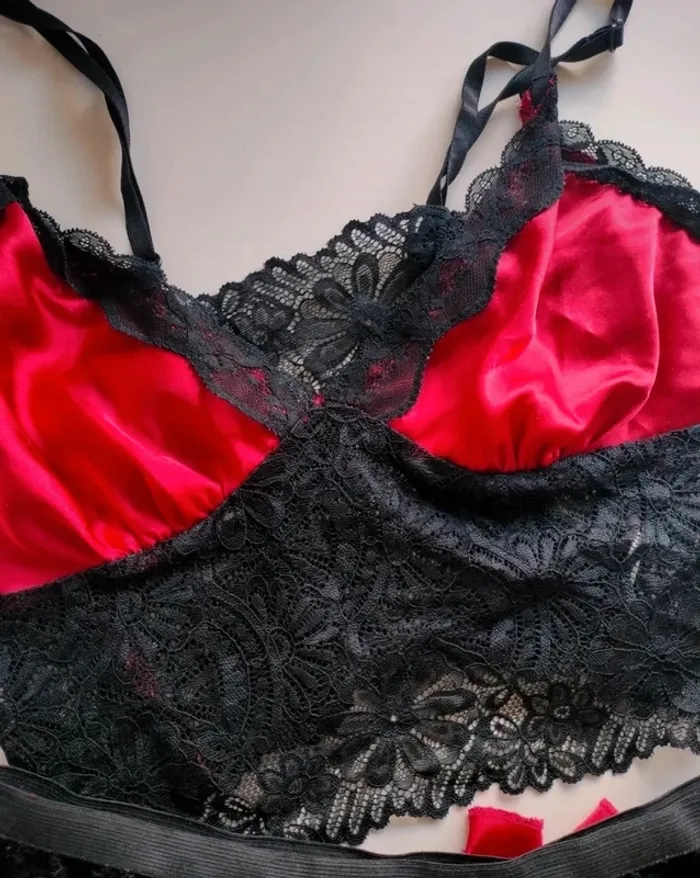 Ensemble nuit Shein taille M - photo numéro 3