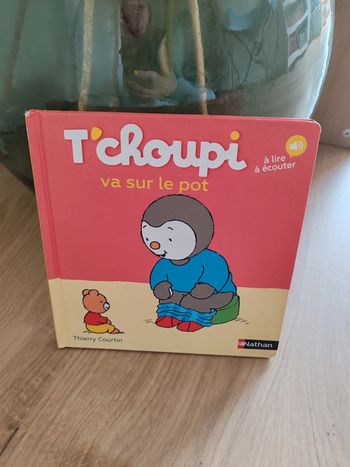 Tchoupi va sur le pot