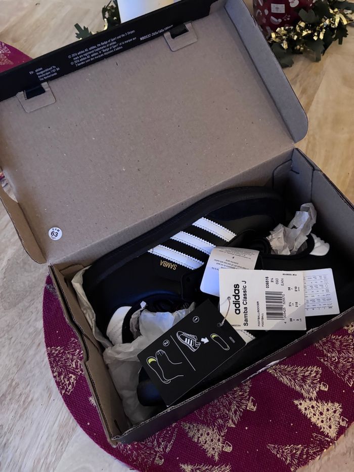 Adidas Samba junior neuves et authentique noires et blanches - photo numéro 8