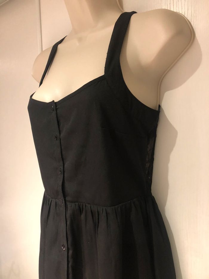 Petite robe noire Jennyfer dos en dentelle  taille 34 - photo numéro 6