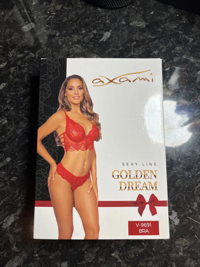 Soutient gorge rouge sexy marque Axami golden dream neuf