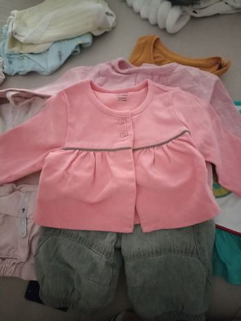 Lot vêtements bébé fille 1 mois
