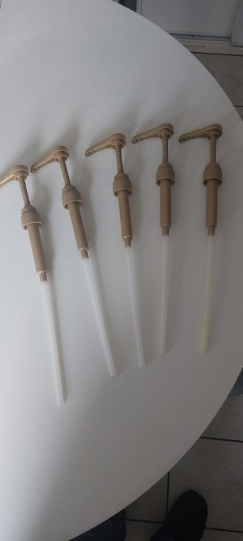 Lit 5 pompes à sirop 