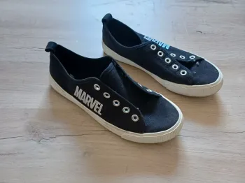 Basket basse h&m marvel