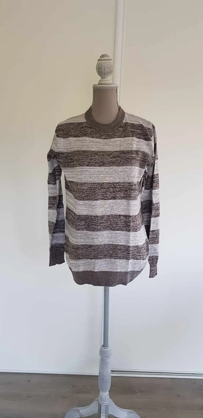 Pull rayé chaud