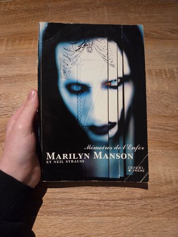 La memoire de l'enfer livre de marilyn manson