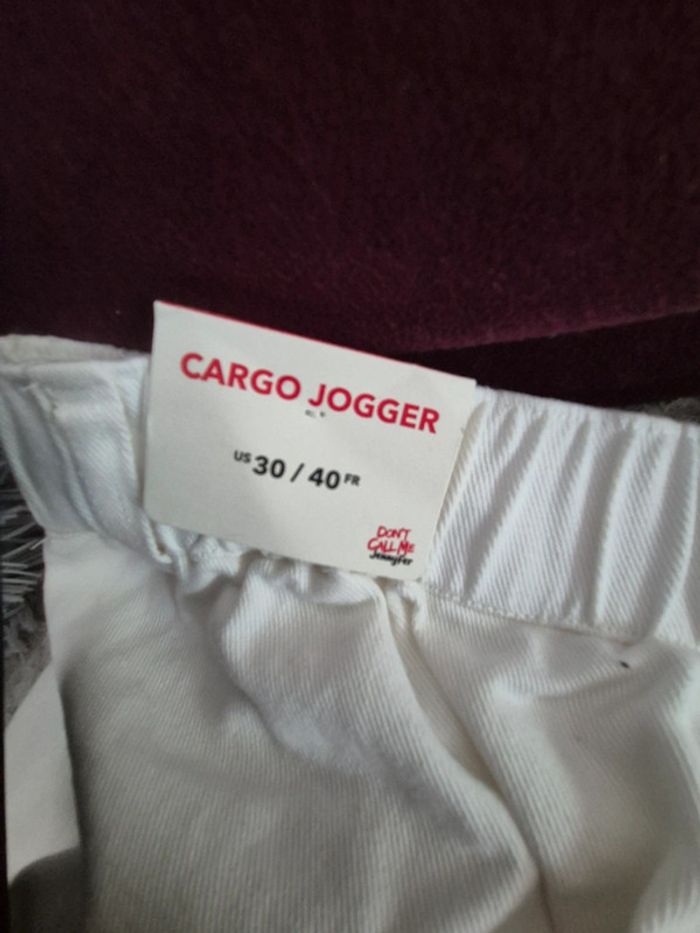 Pantalon blanc cargo jogger jennyfer neuf taille 40 - photo numéro 5