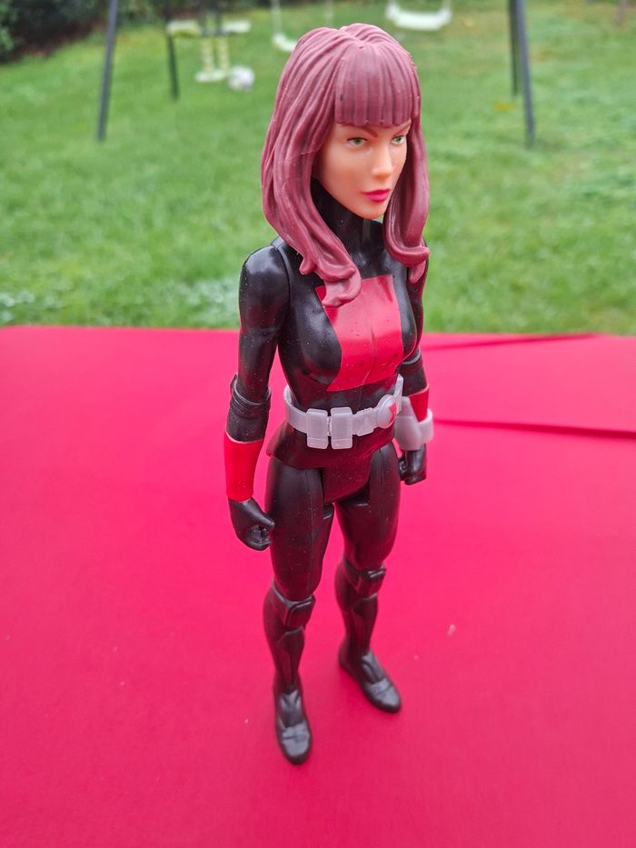 Figurine marvel 30 cm black widow - photo numéro 3