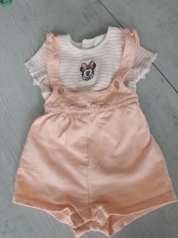 Salopette short + T-shirt