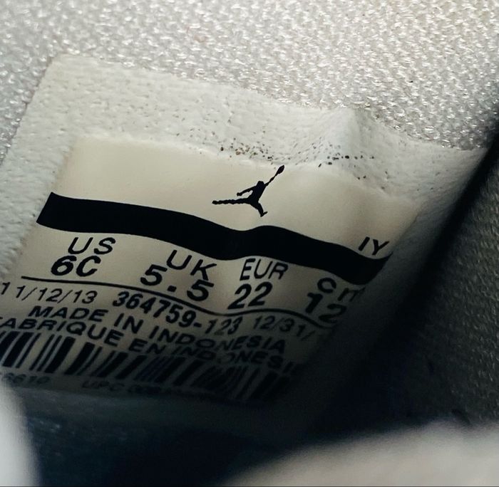 baskets jordan flight bébé taille 22 - vintage 2012 - photo numéro 6
