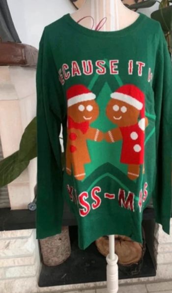 Pull de Noël avec strass . Motif pain d’épices de Noël . Taille XL .