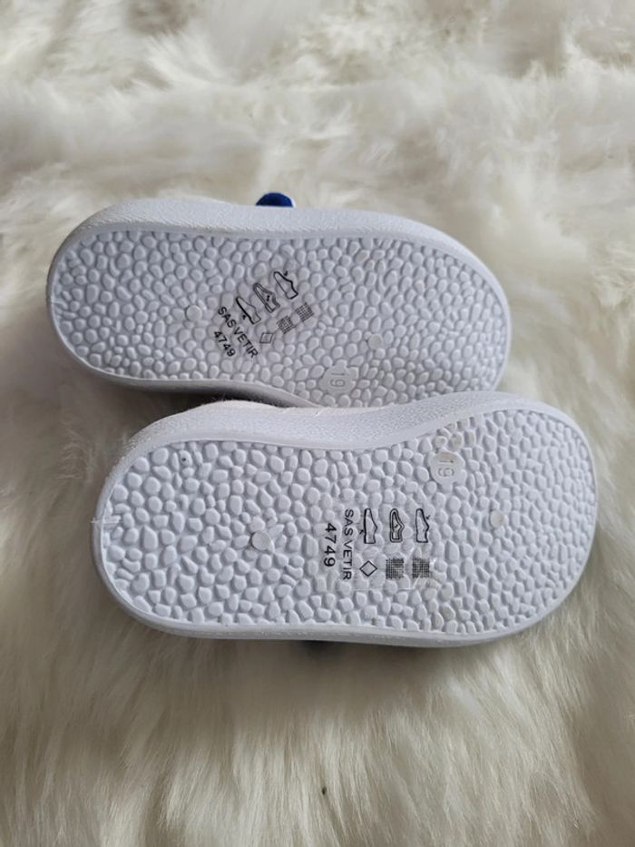 Baskets neuve - photo numéro 4