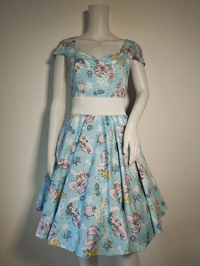 Robe Pin up/Rockabilly Hell Bunny xs