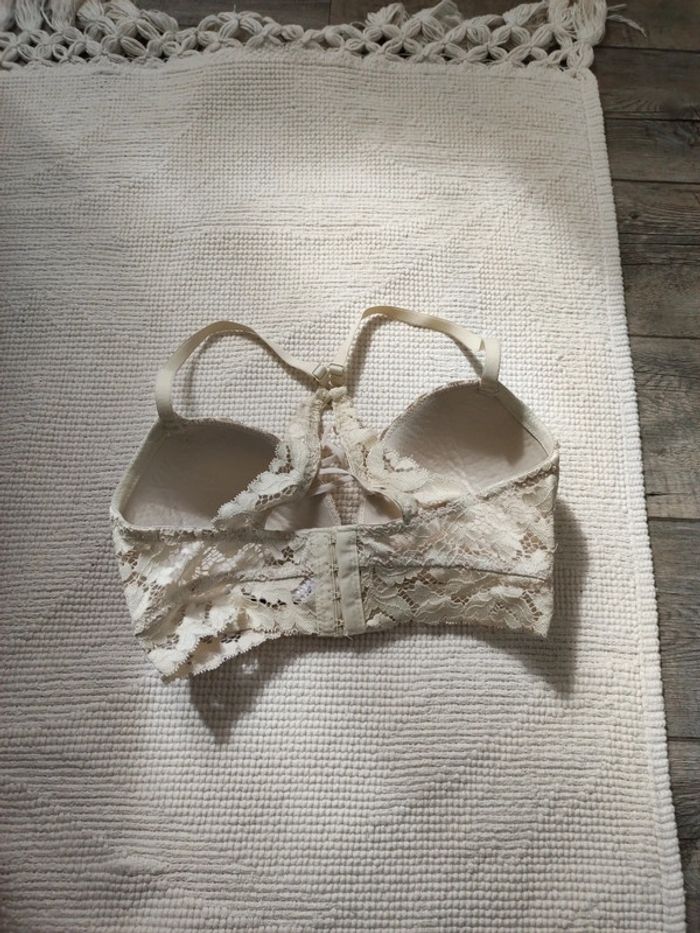 Soutien gorge jaune pâle - photo numéro 2