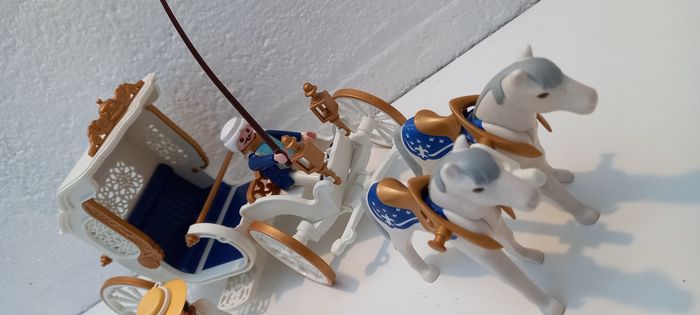 Château et carosse playmobil - photo numéro 5