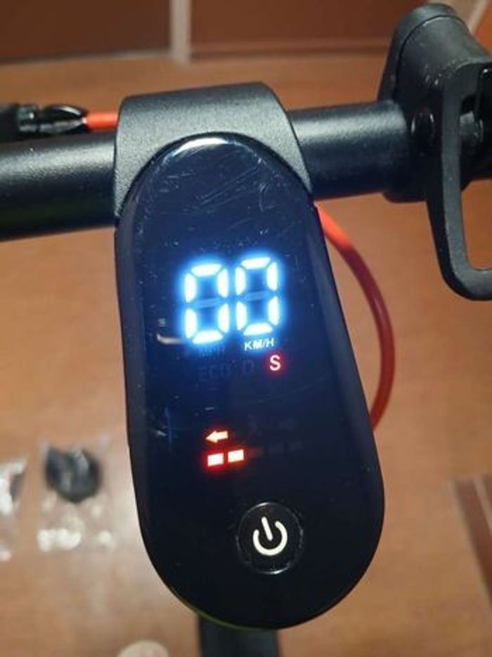 Trottinette Électrique Urban Glide. - photo numéro 3