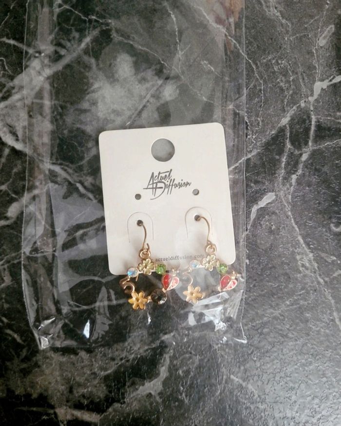 Boucles d'oreilles - photo numéro 2