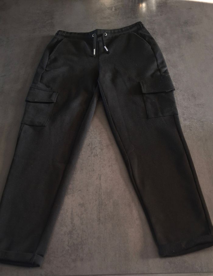 Pantalon (très bon état) - photo numéro 1