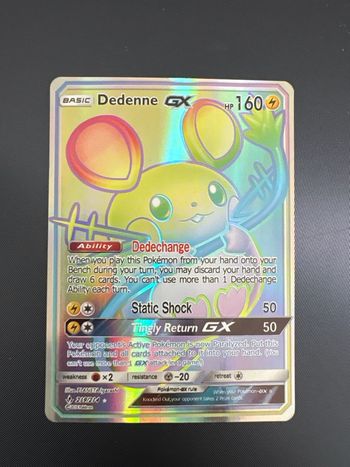 Carte Pokémon rare 