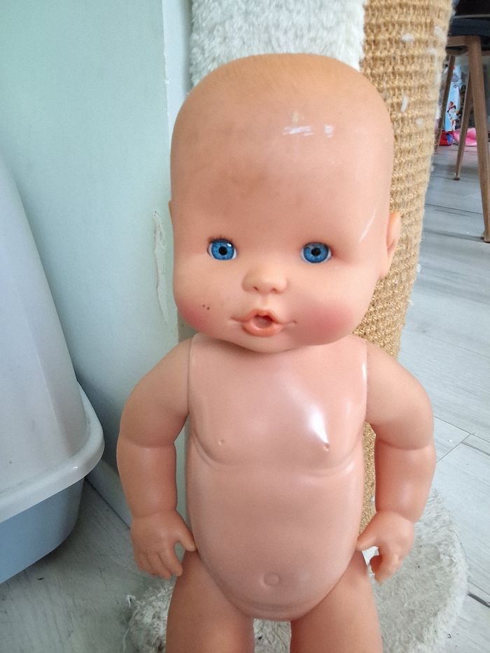 Poupée poupon 40 cm Famosa - photo numéro 2