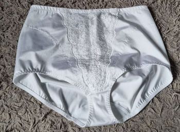 Gaine blanche taille 52