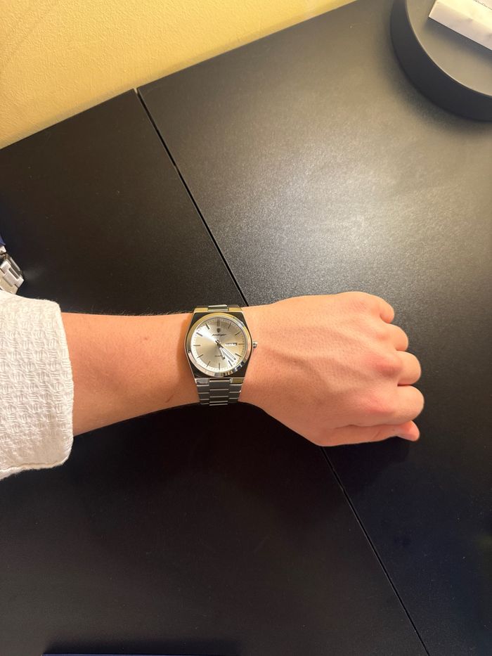 Montre de luxe pour homme en acier inoxydable, étanche, avec affichage lumineux et fonction date. - photo numéro 4