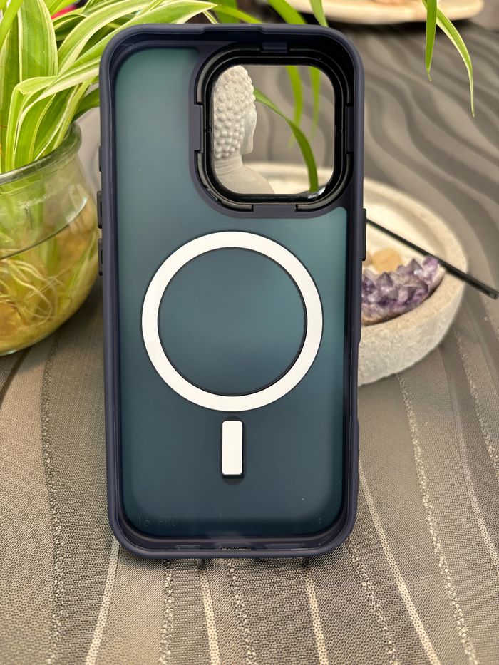 Coque IPhone 16 pro - photo numéro 2
