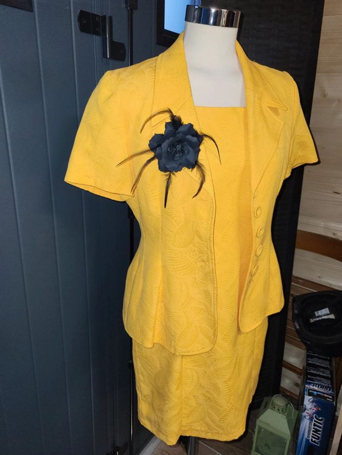 Tailleur robe Gardénia taille 1 - photo numéro 2