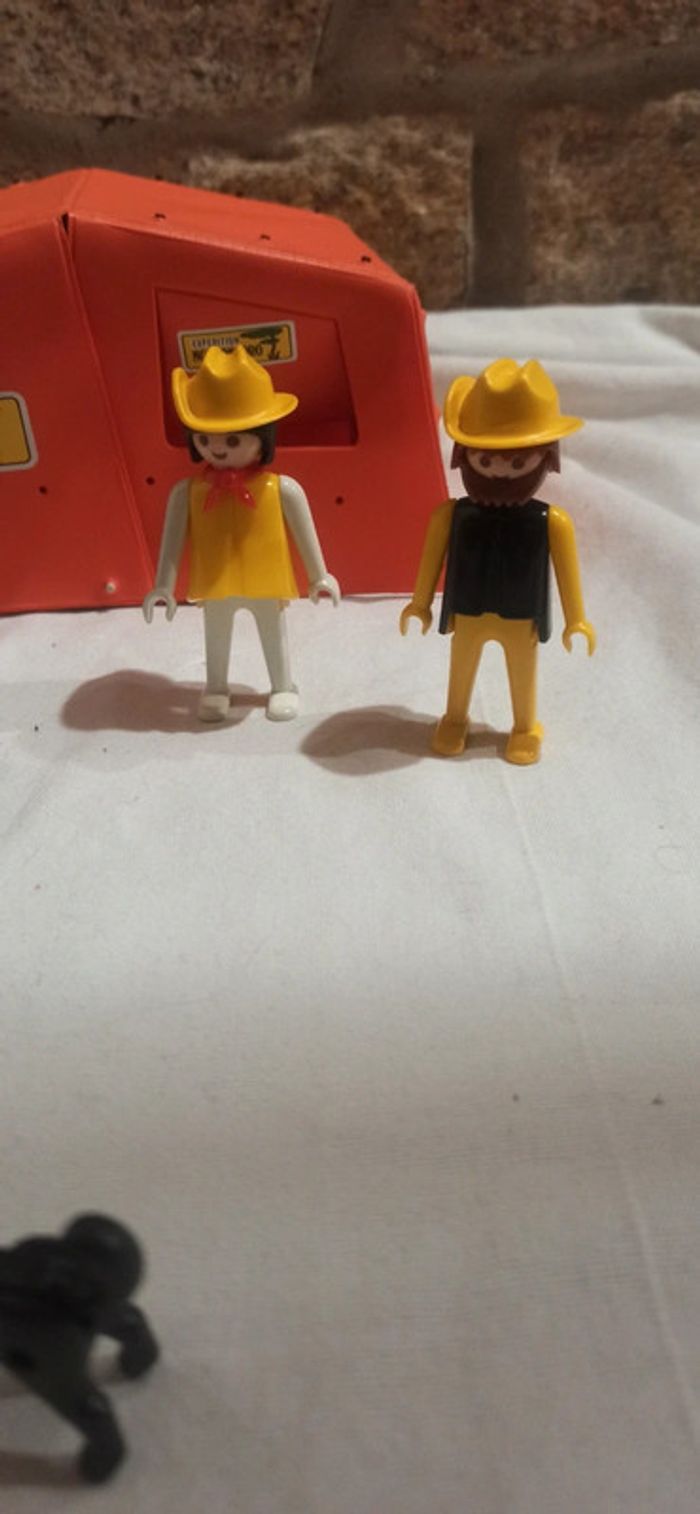 Campement avec tente de safari avec explorateurs aventuriers et accessoires vintage playmobil - photo numéro 8