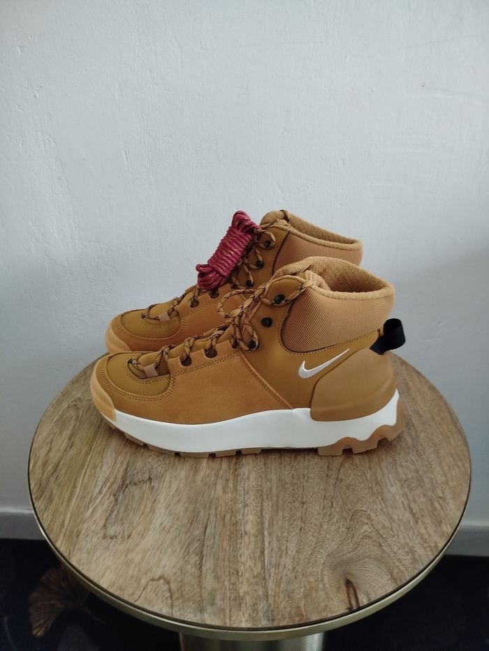 Boots Nike T 40 - photo numéro 4