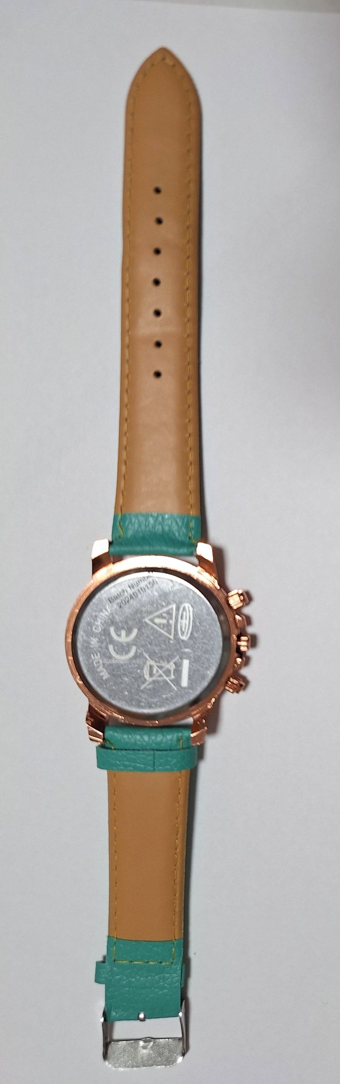 NEUVE ! MONTRE QUARTZ FEMME - VERT - photo numéro 3