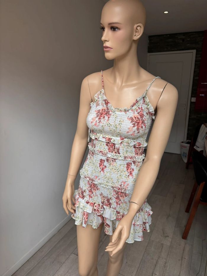 Robe d’été à bretelles fleuris Zara - photo numéro 4
