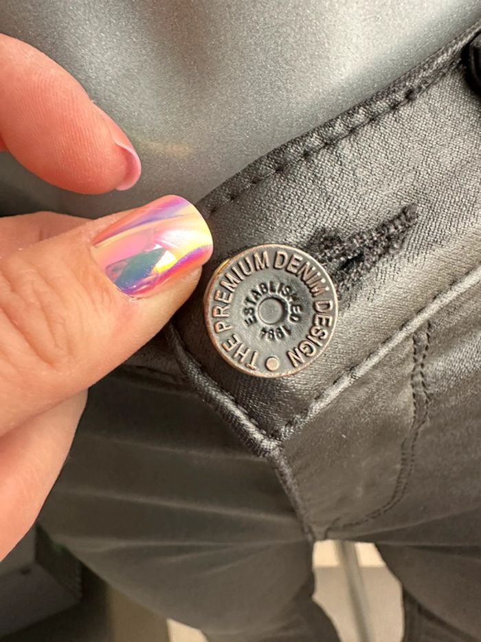 Pantalon noir - photo numéro 5