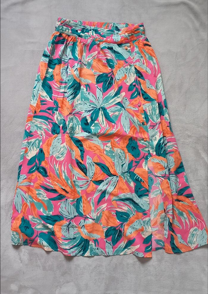 Jupe fleurie, Ikoone et bianka, taille m/l
