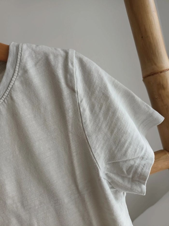 T-shirt beige avec poche 8 ans - photo numéro 3