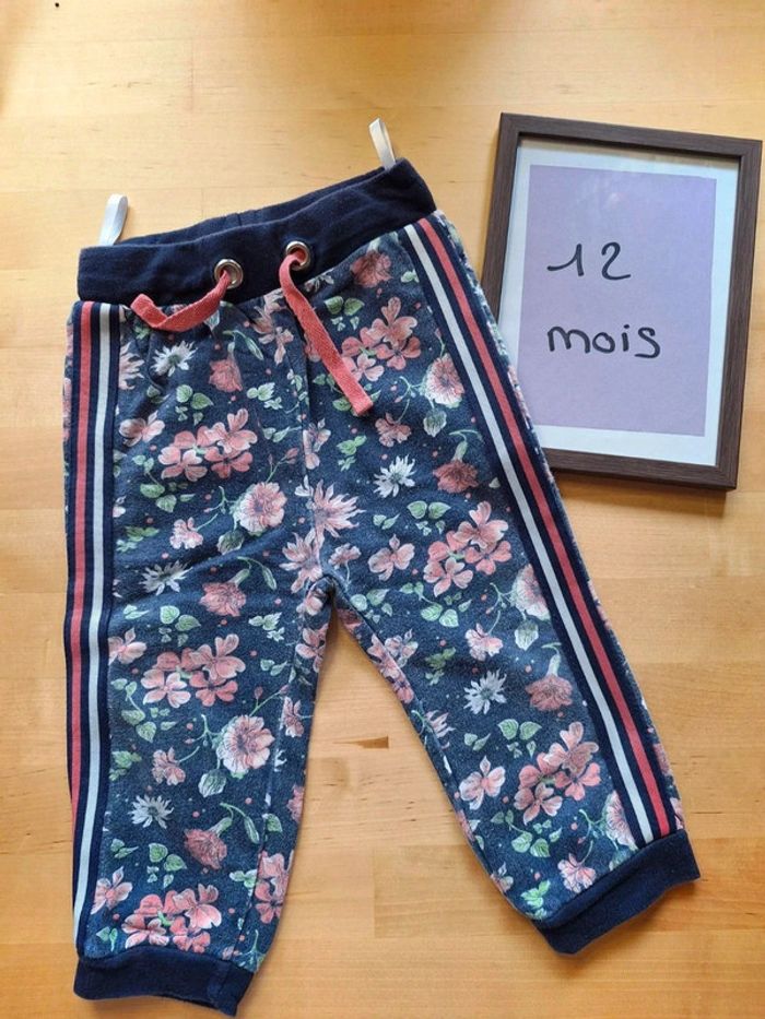 Pantalon pour fille taille 12mois marque pusblu très bon état
